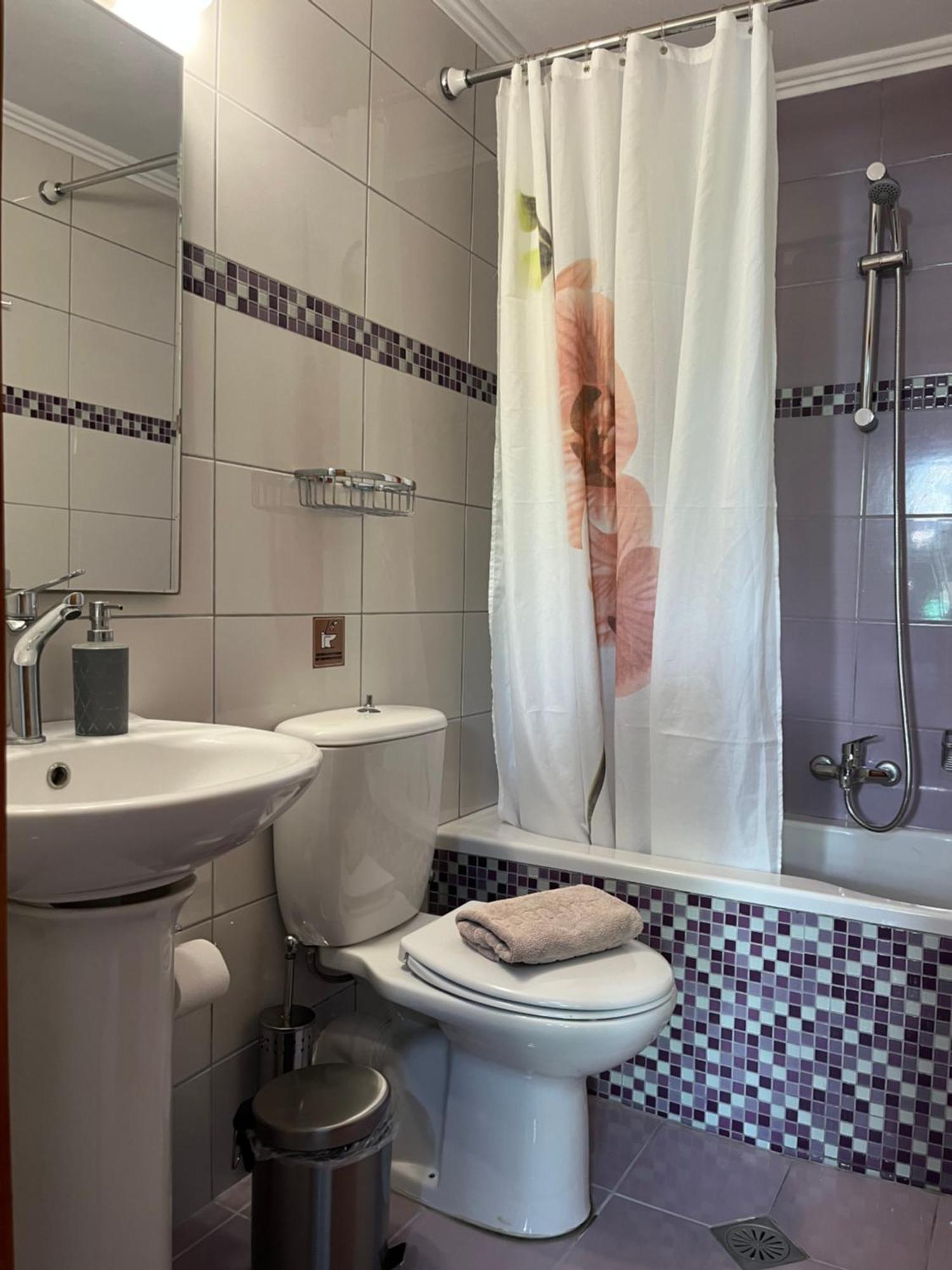 George Studios Vasiliki Oda fotoğraf